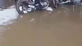 DEGUERPIS A ABIDJAN, AVEC LA BÉNÉDICTION DE L'OCCIDENT.
