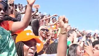 des milliers de non-ivoiriens supportent les éléphants